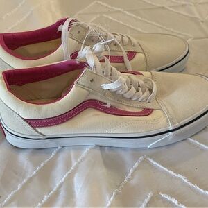 Vans Women's Sneakers in Cream and Pink